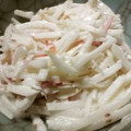 ちゃんこまんさん's cooksnap of when they made 大根とかにかまのごまマヨさらだ♪.