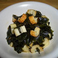 なっぱむし's cooksnap of when they made あと1品に…わかめとちくわの炒め物.