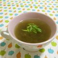 赤い電話's cooksnap of when they made 即席とろろ昆布汁.