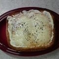 サーフブレイド's cooksnap of when they made はちみつクリームチーズトースト.