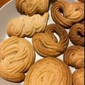 ୨୧'s cooksnap of when they made 絞りクッキー　簡単　サブレヴィエノワ.