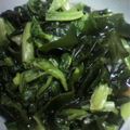 にゃふ〜ん's cooksnap of when they made 小松菜とワカメのお浸し.