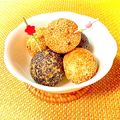 ＊イーヲン＊'s cooksnap of when they made たこ焼き器で簡単！揚げずにゴマ団子.
