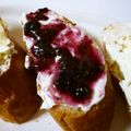 ｘｘyuzumikanｘｘ's cooksnap of when they made ブルーベリー＆クリチのトースト.