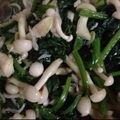 たけみずりん's cooksnap of when they made ほうれん草としめじの煮物～スピード調理～.