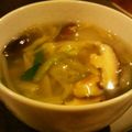 しろだいふく's cooksnap of when they made (^^)鶏肉と干しシイタケの酢入りスープ.