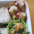 hirotofumi's cooksnap of when they made お弁当に簡単♪ちくわの2色焼き★.