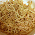 akomakko's cooksnap of when they made ☆簡単☆もやしと豚挽き肉の味噌炒め.