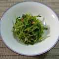 ヌーシ's cooksnap of when they made 豆苗のピーナッツ味噌和え.