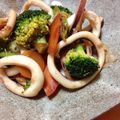rikuhima's cooksnap of when they made ブロッコリーに染みるぅ！イカの中華煮.