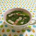 赤い電話's cooksnap of when they made ほうれん草とベーコンの味噌汁♪.