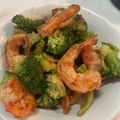 HR★RH's cooksnap of when they made 海老とブロッコリーの簡単コク旨炒め♪.
