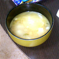 た～ふじん's cooksnap of when they made 生とうもろこしとおじゃがのみそバタ味噌汁.