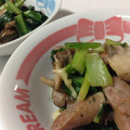 ゆりまる2011's cooksnap of when they made 小松菜としめじのﾁｰｽﾞ炒め☆.