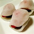 pika21's cooksnap of when they made 花びら餅風　いちご大福.