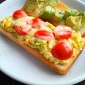 姉ぶた's cooksnap of when they made アボガドトースト.