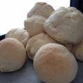 とみながともみ's cooksnap of when they made 米粉と粉ミルクでふわふわヘルシー丸パン.