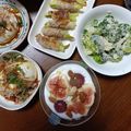 よちりん's cooksnap of when they made ナッツと季節のフルーツのせヨーグルト.