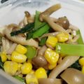 ぴょん☆12's cooksnap of when they made ☼しめじとコーンのバター醤油炒め.