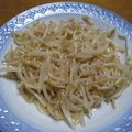 くみたんネコ's cooksnap of when they made ダシダで簡単もやしナムル.