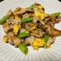 kmein's cooksnap of when they made ◆スナップえんどうと卵の豚肉炒め◆.