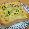 ちーまぐ's cooksnap of when they made 朝の定番＊チーズコーントースト.