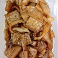 Snake's cooksnap of when they made ∮こんにゃくと玉ねぎ✰甘辛✰彡生姜焼き∮.