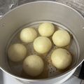 猿渡博子's cooksnap of when they made ふわふわもっちり♪こしあん饅頭.