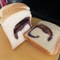 hiyoko17's cooksnap of when they made ホームベーカリーで♪簡単あんこの食パン☆.