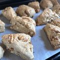 maruriah's cooksnap of when they made HMで簡単チョコとくるみのスコーン♡.