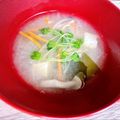 悠LOVE航's cooksnap of when they made 仕上げにかいわれ大根入れるだけお味噌汁.
