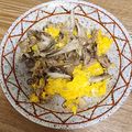 亜矢佳's cooksnap of when they made 舞茸とツナの炒め物♪ふんわり卵和え.