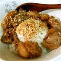 こーちゃんけーちゃん's cooksnap of when they made 簡単温泉卵のせ☆たっぷり長ネギ鶏照り丼♪.