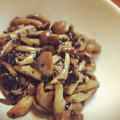 みつこ（＾＾）'s cooksnap of when they made しめじの胡麻油炒め.