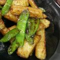 SARINGER's cooksnap of when they made 揚げ長芋とさやえんどうの炒めもの.