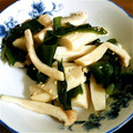 ゆうしん☆'s cooksnap of when they made ささっと＊エリンギとわかめ炒め＊.