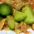 タニスィー's cooksnap of when they made 温かきゅうりの豆板醤炒め.