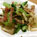 茶々コタ's cooksnap of when they made 青梗菜とベーコンのｱーリオ炒め.