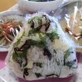 みなあゆママ's cooksnap of when they made 大葉塩昆布チーズのおにぎり.