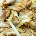やまいもんぬ's cooksnap of when they made もやしと豚こまのオイマヨ炒め.