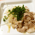 ちぃﾄﾝ's cooksnap of when they made 新玉と豚しゃぶの柚子こしょうポン酢和え.