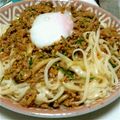 サヤッパー's cooksnap of when they made 手抜き料理＠肉味噌うどんon温泉卵ღ.