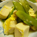 ｋｅｉたん's cooksnap of when they made 高野豆腐ときぬさやの卵とじ.