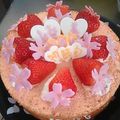 えりマム's cooksnap of when they made ひな祭りケーキに❀チョコペンで桜の花びら.