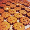 きぃ＊＊'s cooksnap of when they made 手を汚さずに簡単★いちごみるくクッキー.