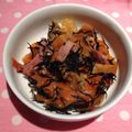 ☆ぁぉぃ★'s cooksnap of when they made 簡単ルクエＤＥひじきの煮物*.