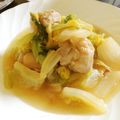 TYSK's cooksnap of when they made 白菜と鶏もも肉のうまうまコンソメ(^^♪.