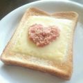 亜久里's cooksnap of when they made たらこチーズトースト♪.