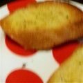 shizuとreo's cooksnap of when they made 安うま簡単ガーリックトースト.