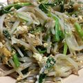 みかぽん０１'s cooksnap of when they made もやしとニラの玉子とじ.